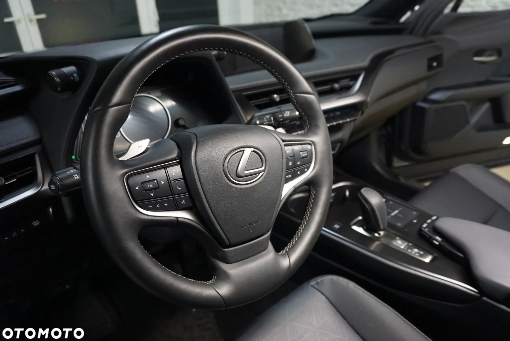 Lexus UX 300e 54.3 kWh Prestige 2WD - 26