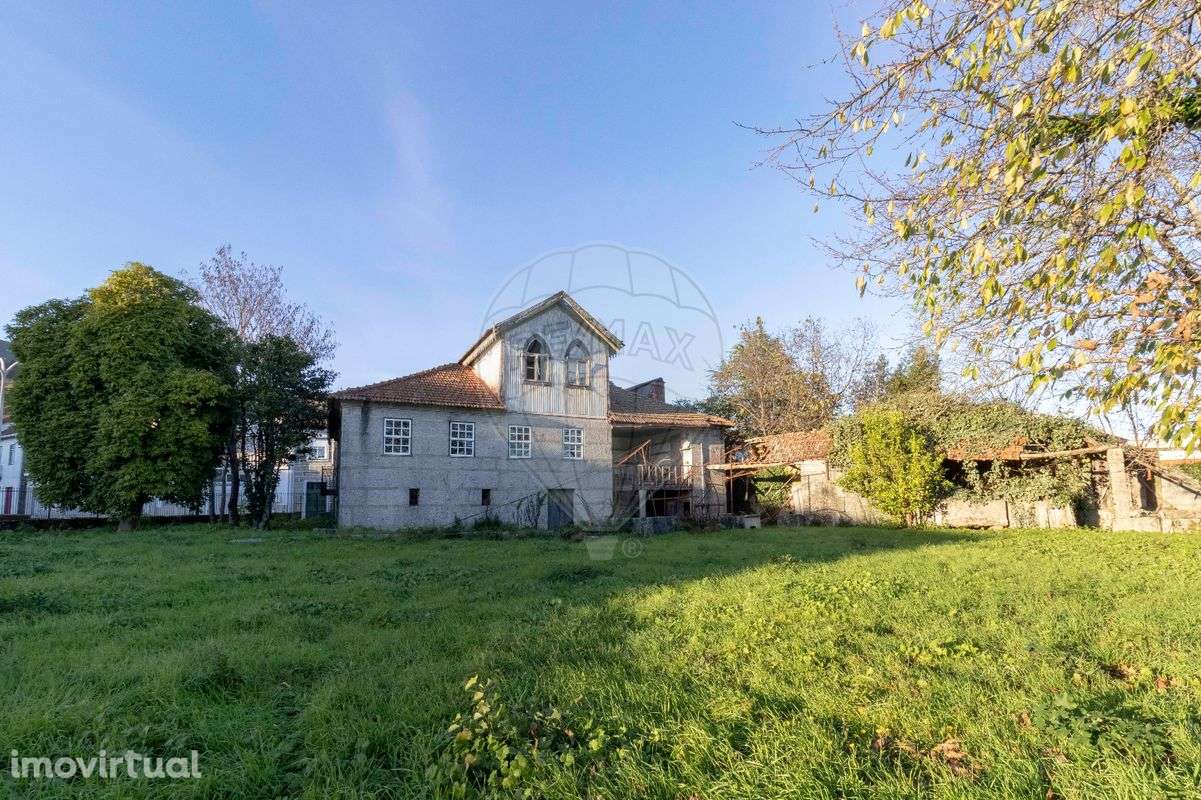 Moradia T5 para venda - Grande imagem: 2/5