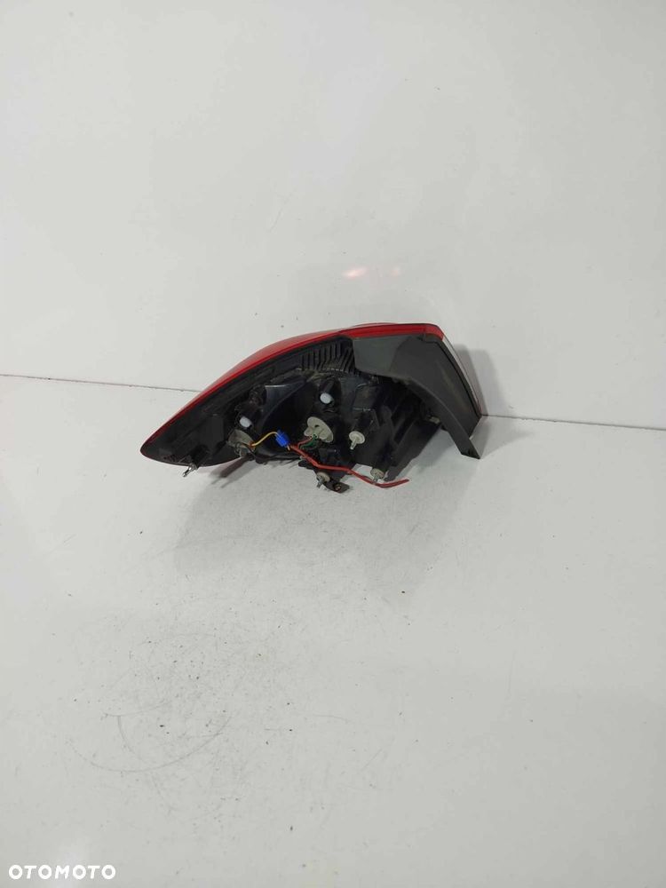 LAMPA PRAWA TYLNA HYUNDAI SANTA FE II LIFT 09-12 - 3