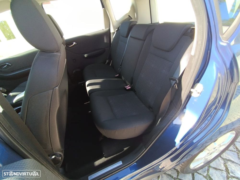 Mercedes-Benz A 150 Classic - 12