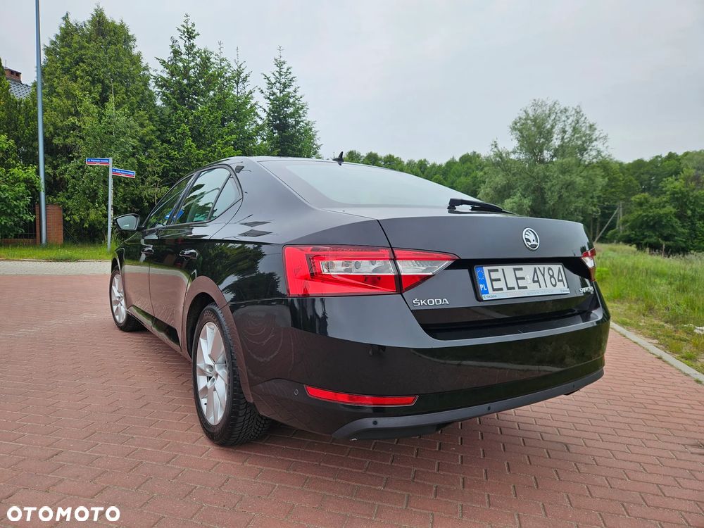 Skoda Superb 1.8 TSI Active DSG - 7