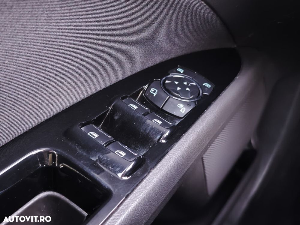 Ford Mondeo 2.0 Ti-VCT Hybrid Titanium - 27