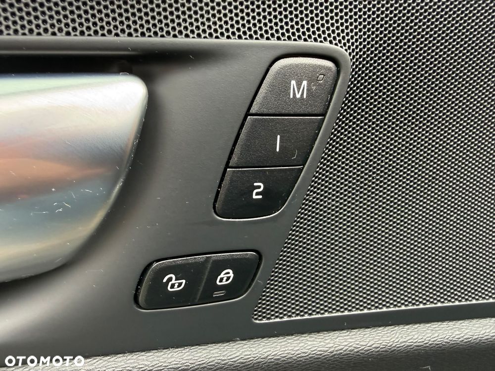 Volvo XC 60 - 26