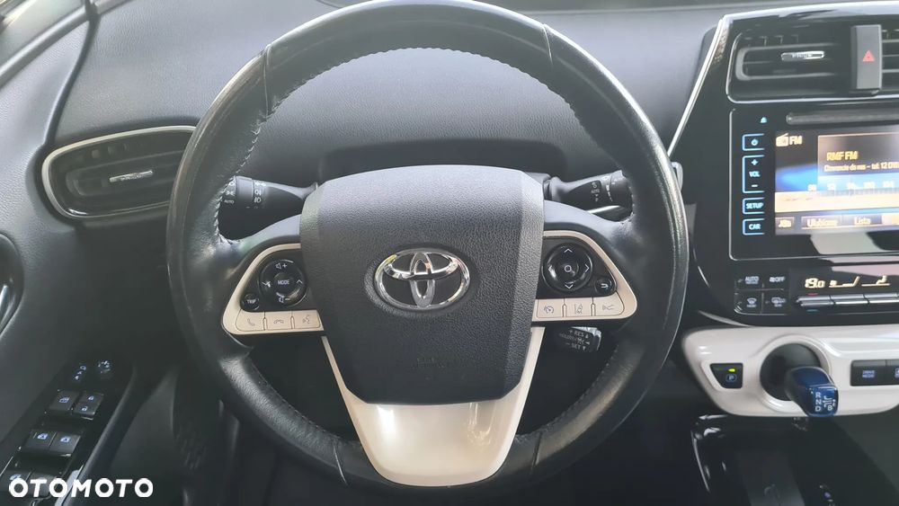 Toyota Prius - 33
