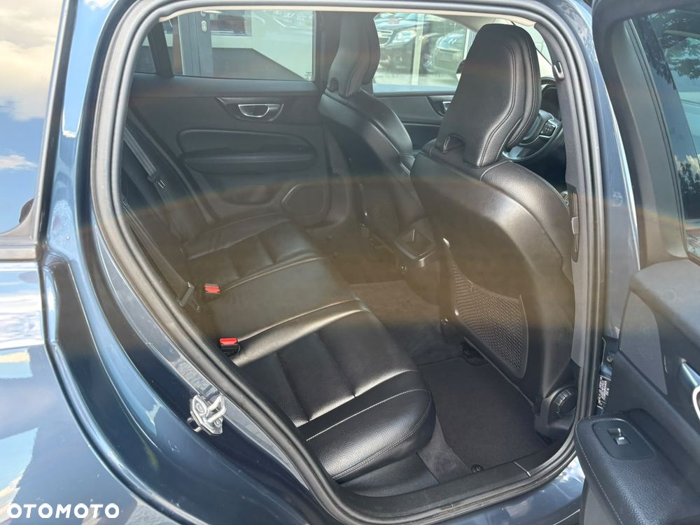 Volvo V60 B3 B Geartronic Momentum - 10