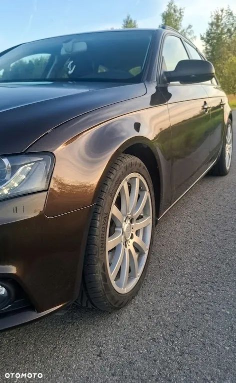 Audi A4 Avant 2.0 TDI DPF Ambiente - 6