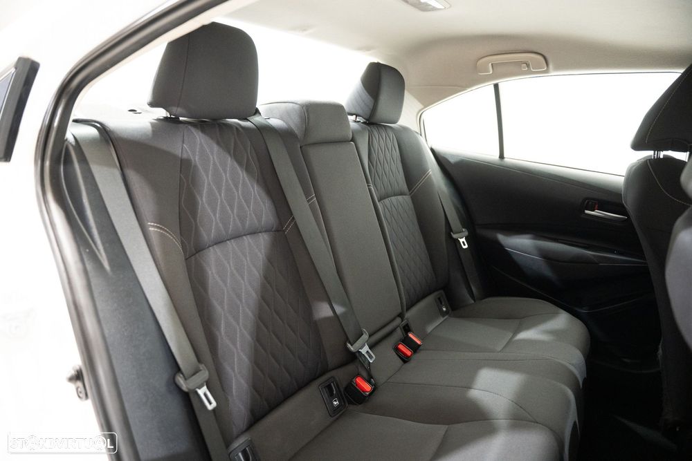 Toyota Corolla SD 1.6 Exclusive - 22