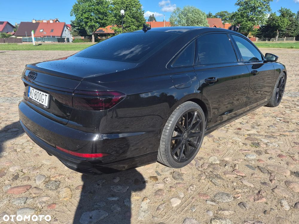 Audi A8 - 7