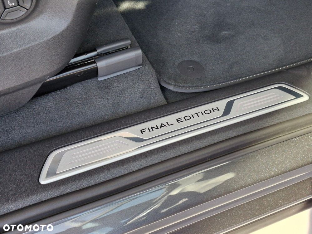 Volkswagen Touareg 3.0 V6 TDI 4Motion R-Line Final Edition - 25