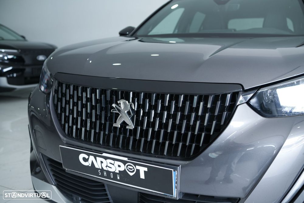 Peugeot 2008 PureTech 130 EAT8 GT Pack - 5