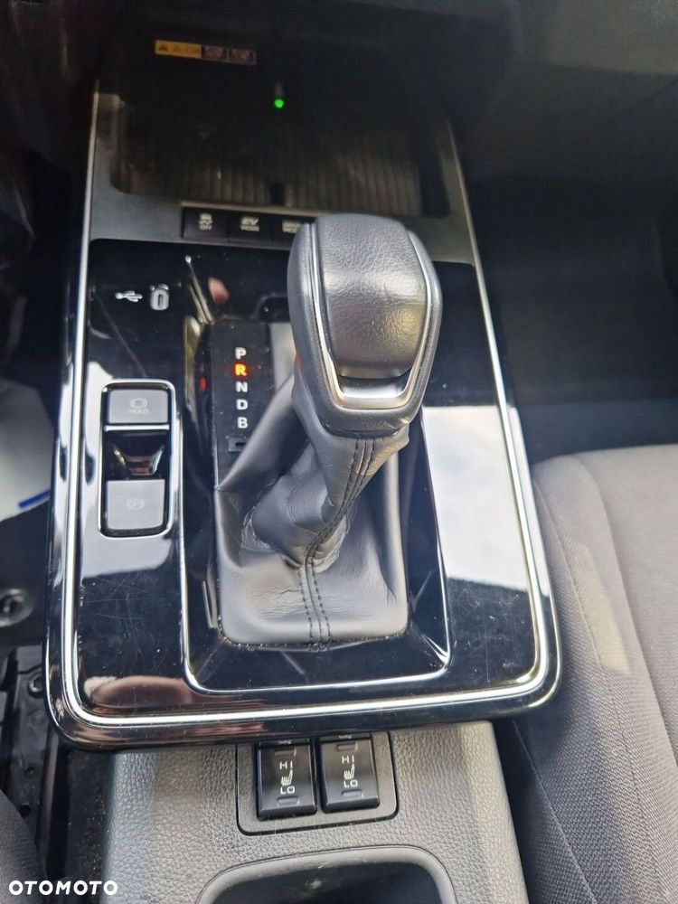 Toyota Corolla Cross - 18