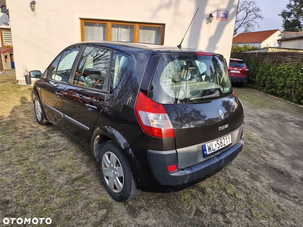 Renault Scenic 1.5 dCi Expression - 12