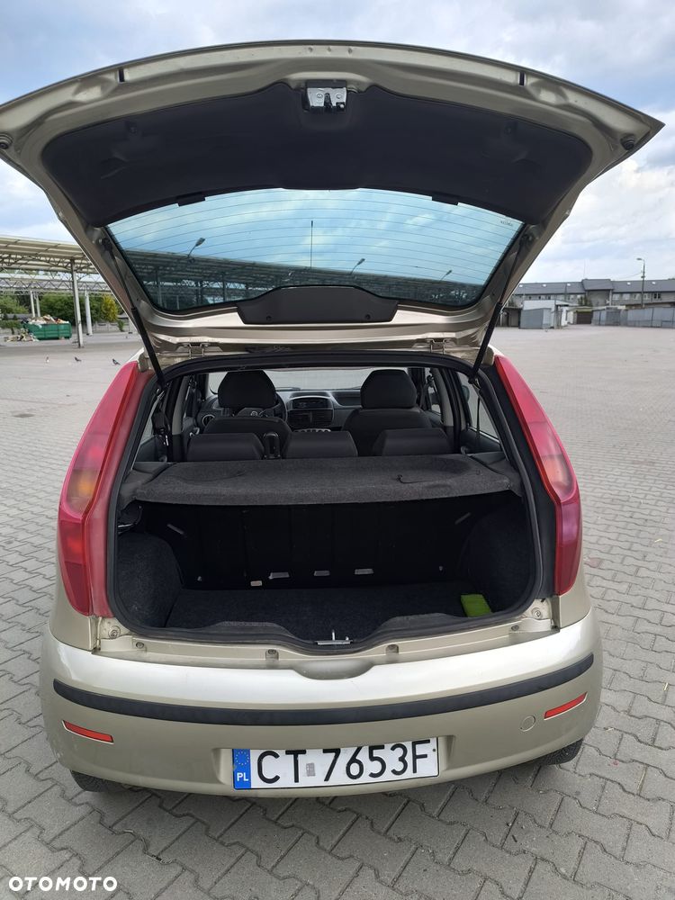 Fiat Punto 1.2 8V - 11