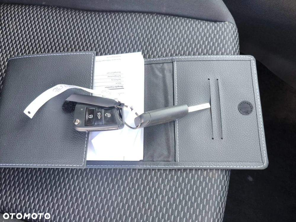 Volkswagen Polo - 13