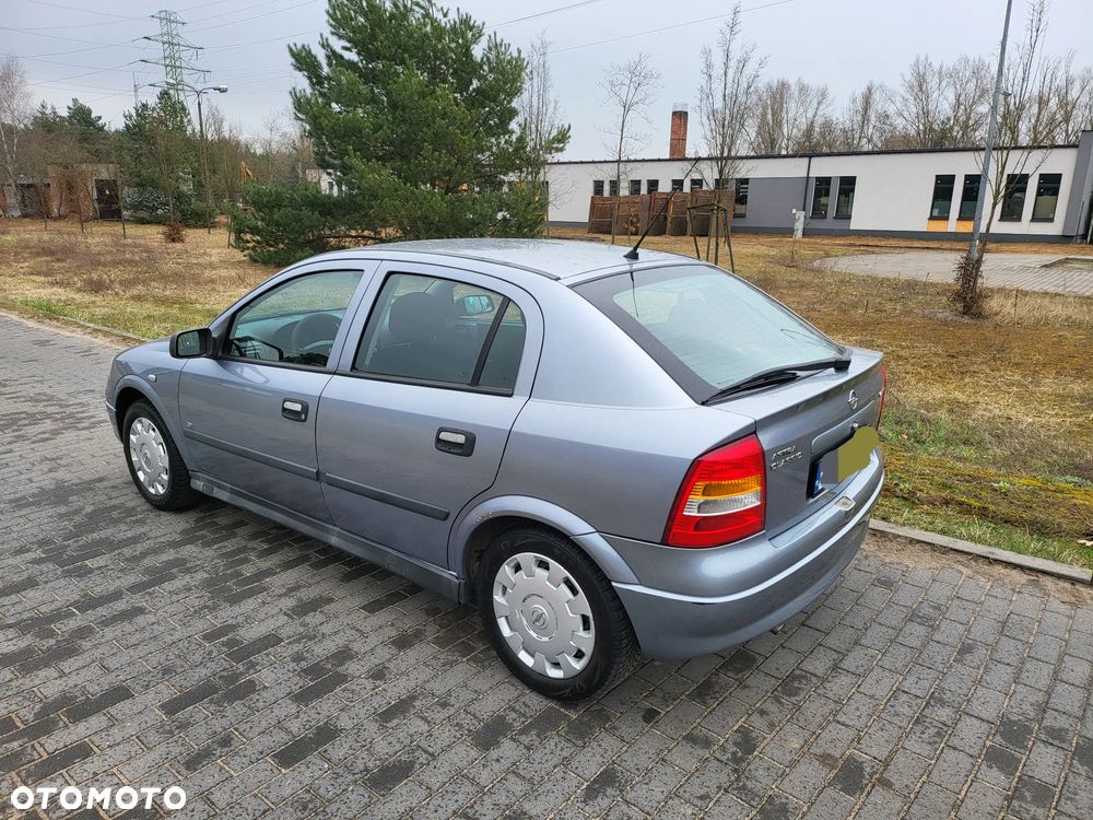 Opel Astra 1.4 - 12