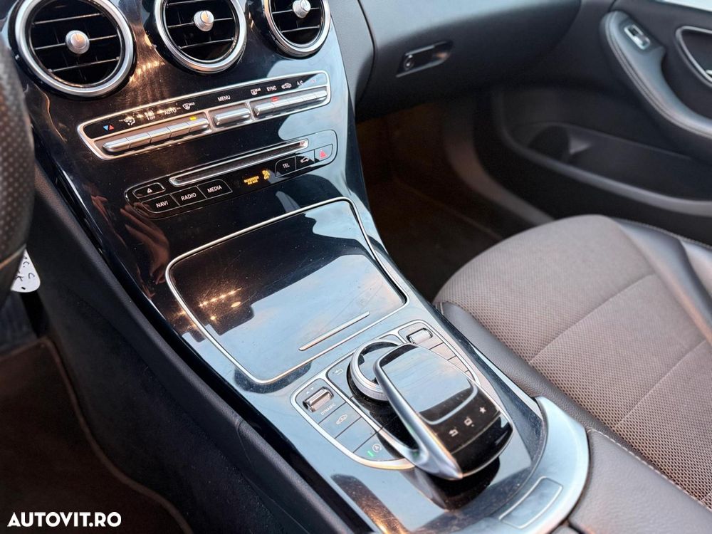 Mercedes-Benz C 220 d 4Matic T 9G-TRONIC Exclusive - 13