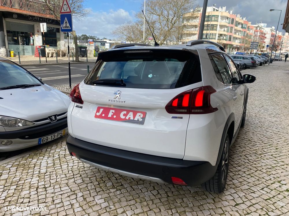 Peugeot 2008 PureTech 110 Stop&Start Allure - 24