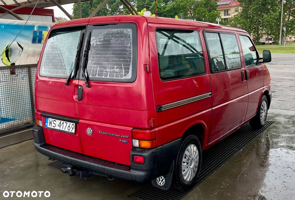 Volkswagen Transporter - 2