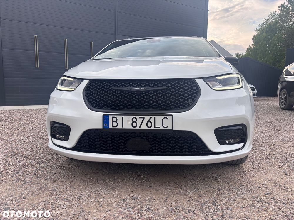 Chrysler Pacifica - 10