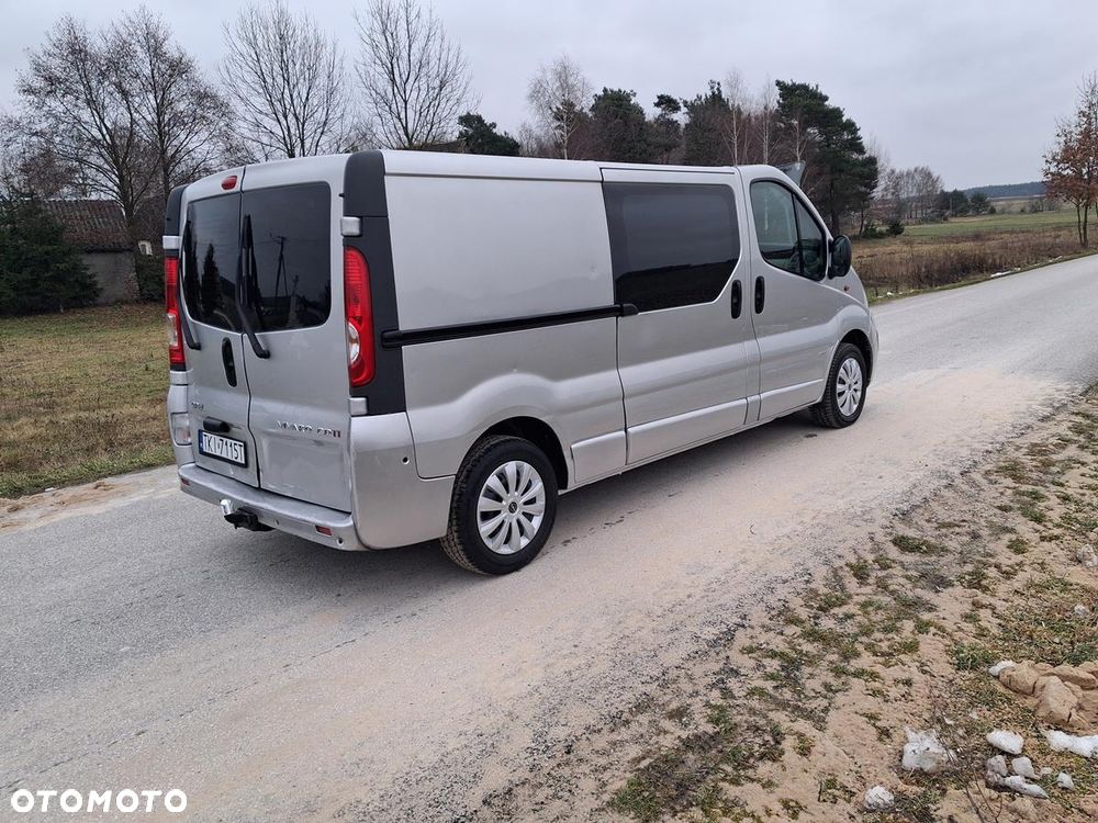 Renault Trafic - 12