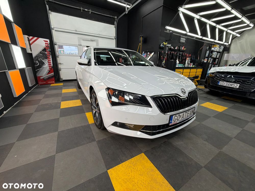 Skoda Superb 2.0 TDI L&K DSG - 3