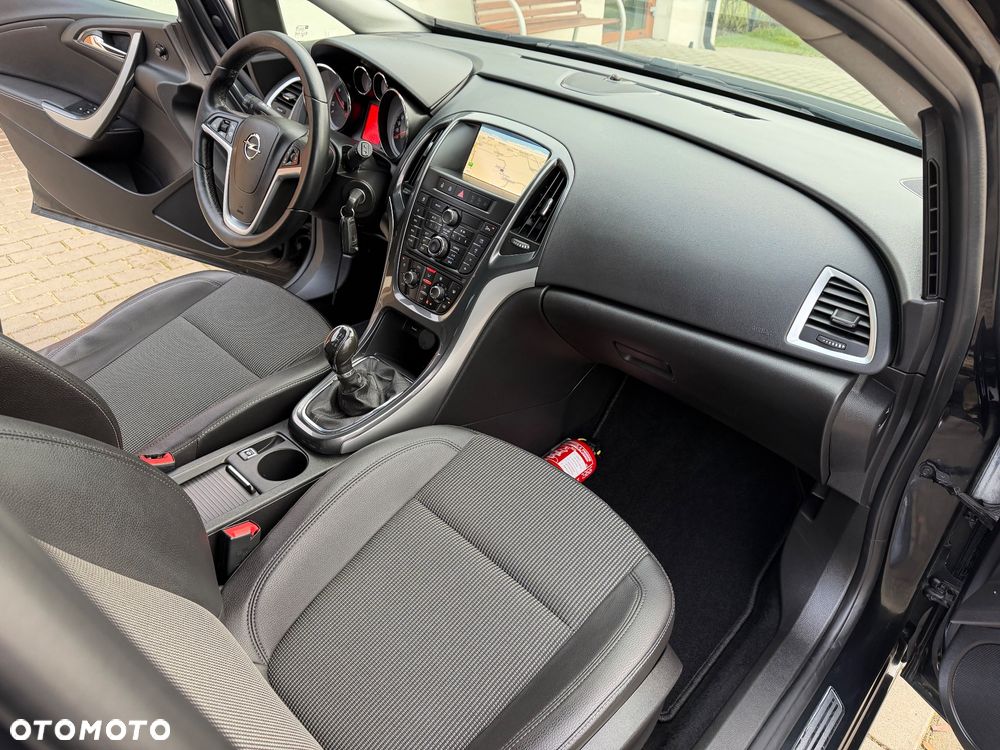 Opel Astra 1.6 CDTI Cosmo - 4