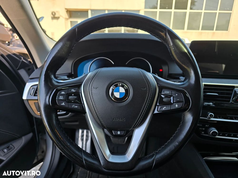 BMW 5 Series 2018 — imagine 39