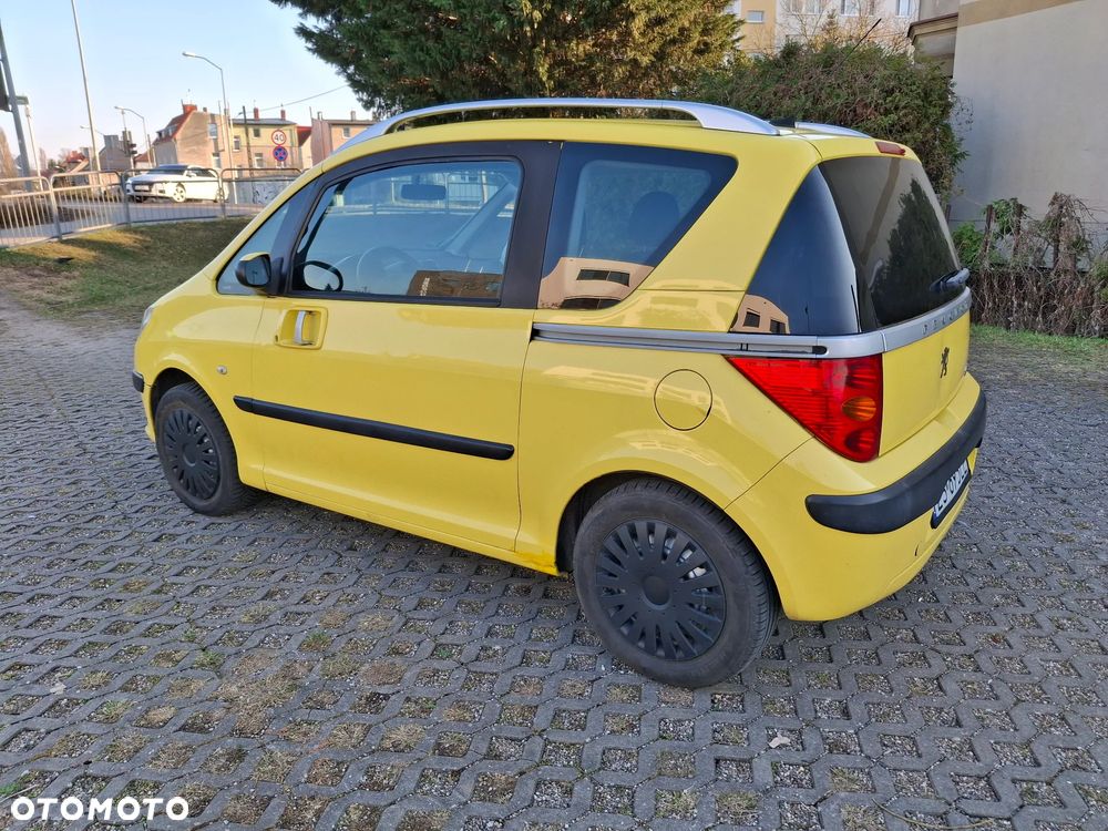 Peugeot 1007 - 8