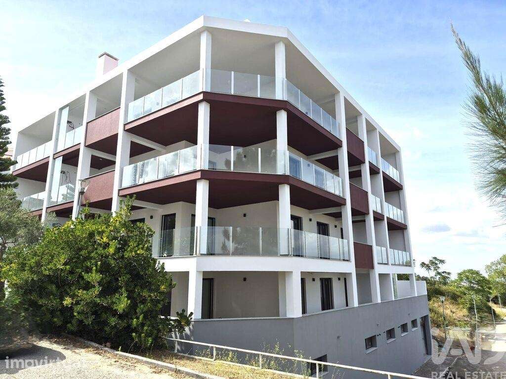 Apartamento T2 em Palmela de 253,00 m2 - Grande imagem: 3/20