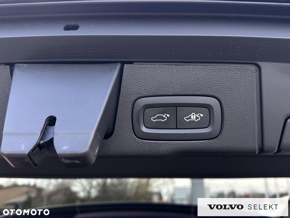 Volvo XC 60 - 32