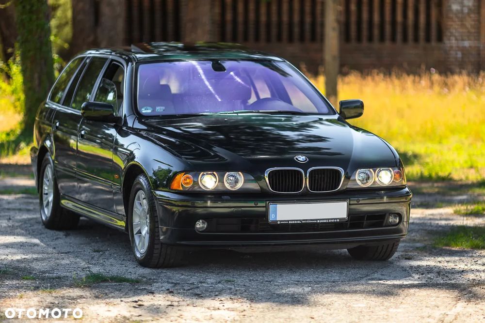 BMW Seria 5 525d Touring - 5