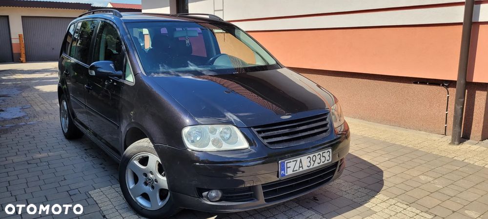 Volkswagen Touran 2.0 TDI Trendline - 1