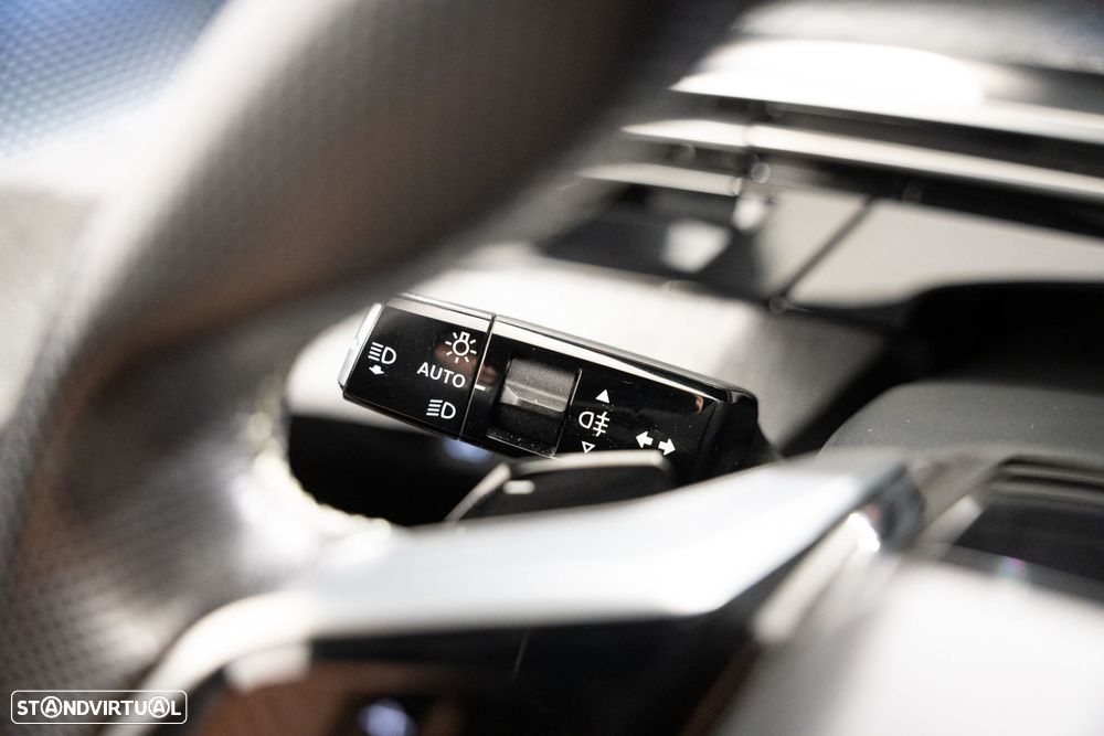 Peugeot 3008 1.2 Hybrid GT e-DCS6 - 15