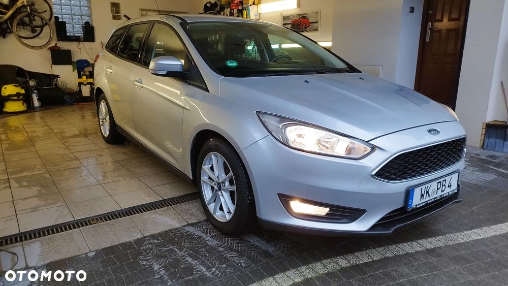 Ford Focus 1.6 TItanium - 24