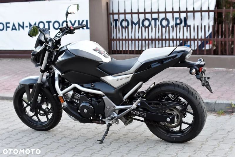 Honda NC - 18