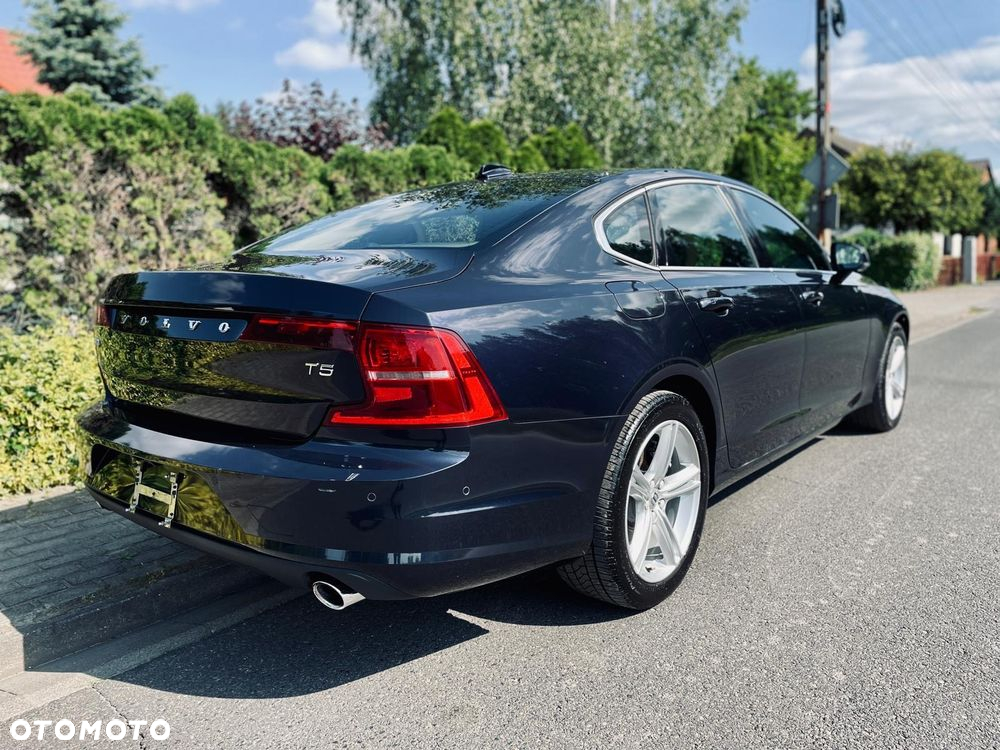 Volvo S90 T5 Momentum - 4