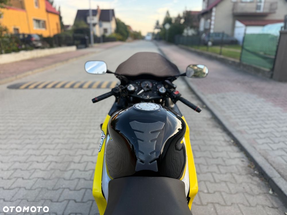 Honda CBR - 15