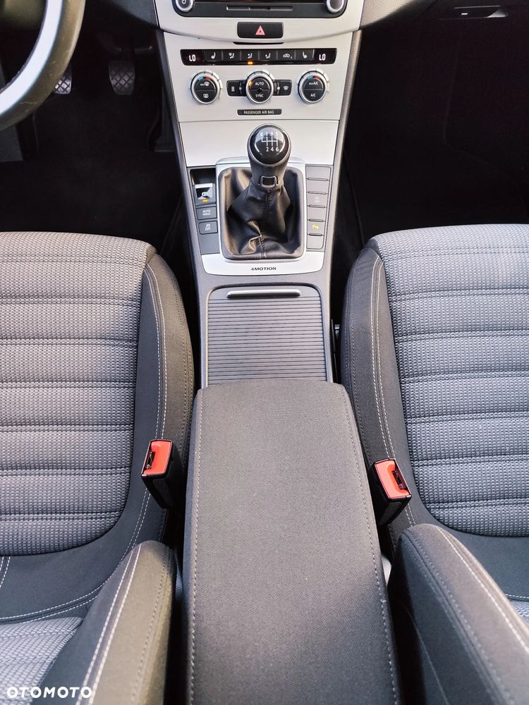 Volkswagen CC 2.0 TDI 4Motion BlueMotion Technology - 16