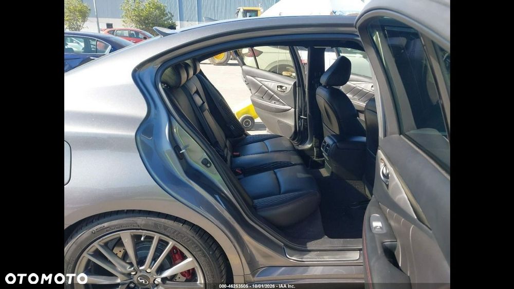Infiniti Q50 - 11