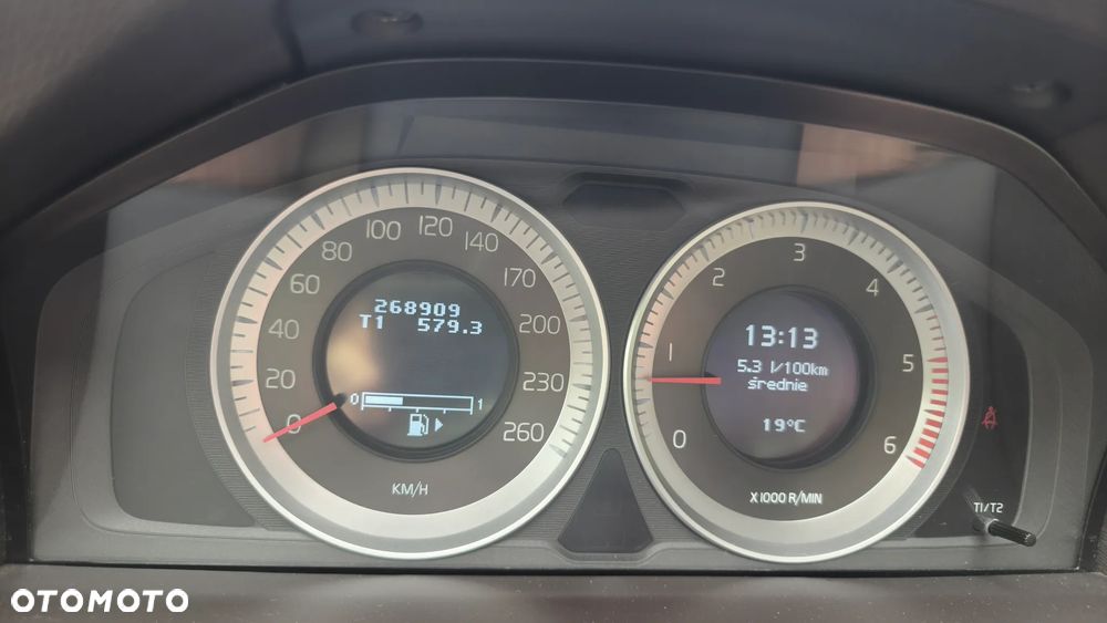 Volvo V60 D4 R-Design Momentum - 6
