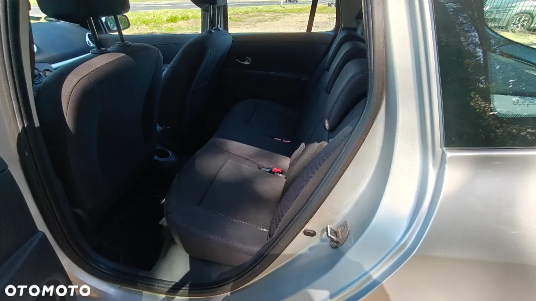Renault Clio 1.2 TCE Authentique - 11