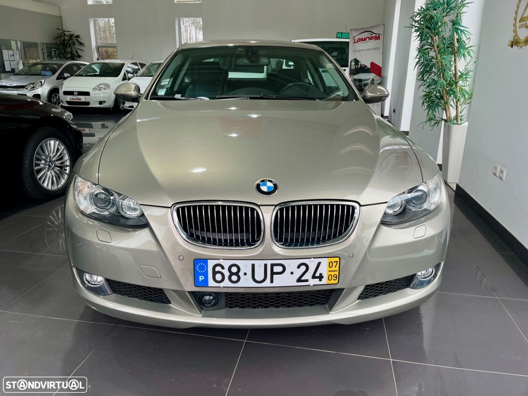 BMW 330 dA - 8