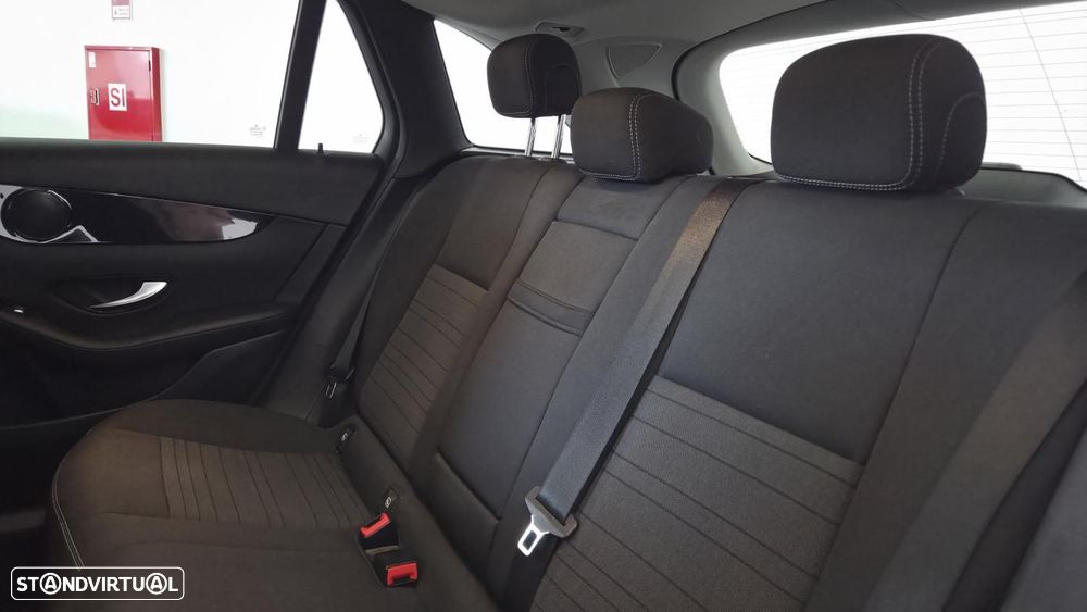 Mercedes-Benz GLC 300 e 4Matic - 16