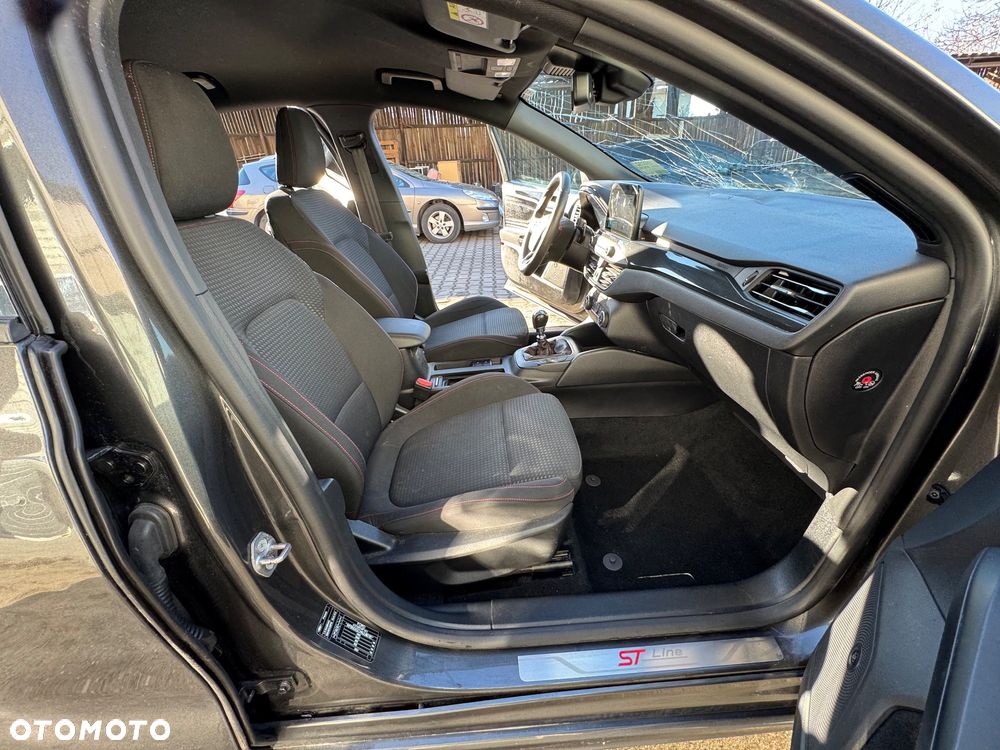Ford Focus - 5