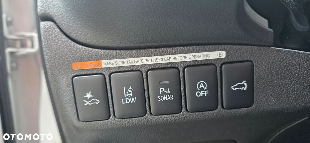 Mitsubishi Outlander 2.0 Instyle SDA 4WD CVT - 23