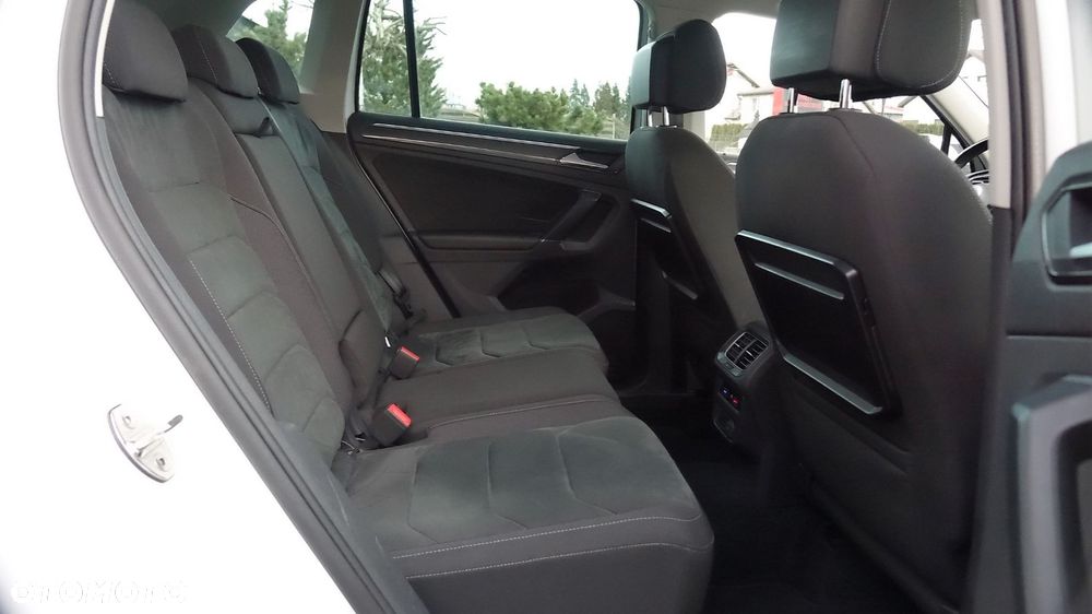 Volkswagen Tiguan - 29