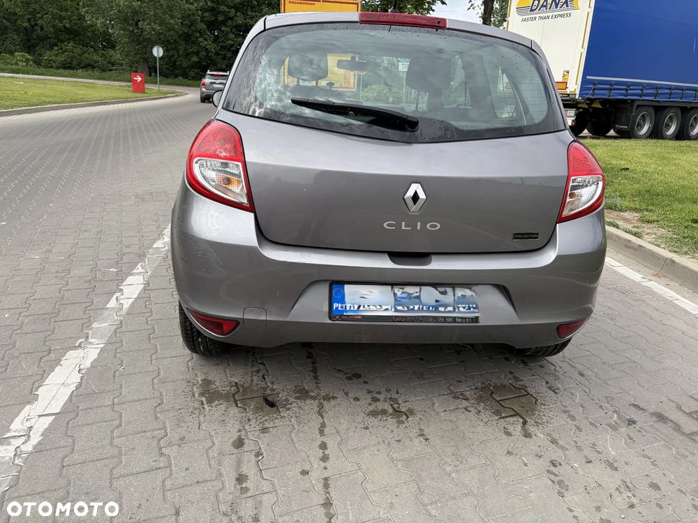 Renault Clio 1.2 16V Pack Authentique - 3