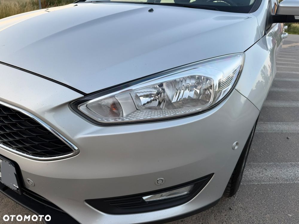 Ford Focus 1.5 TDCi SYNC Edition - 16