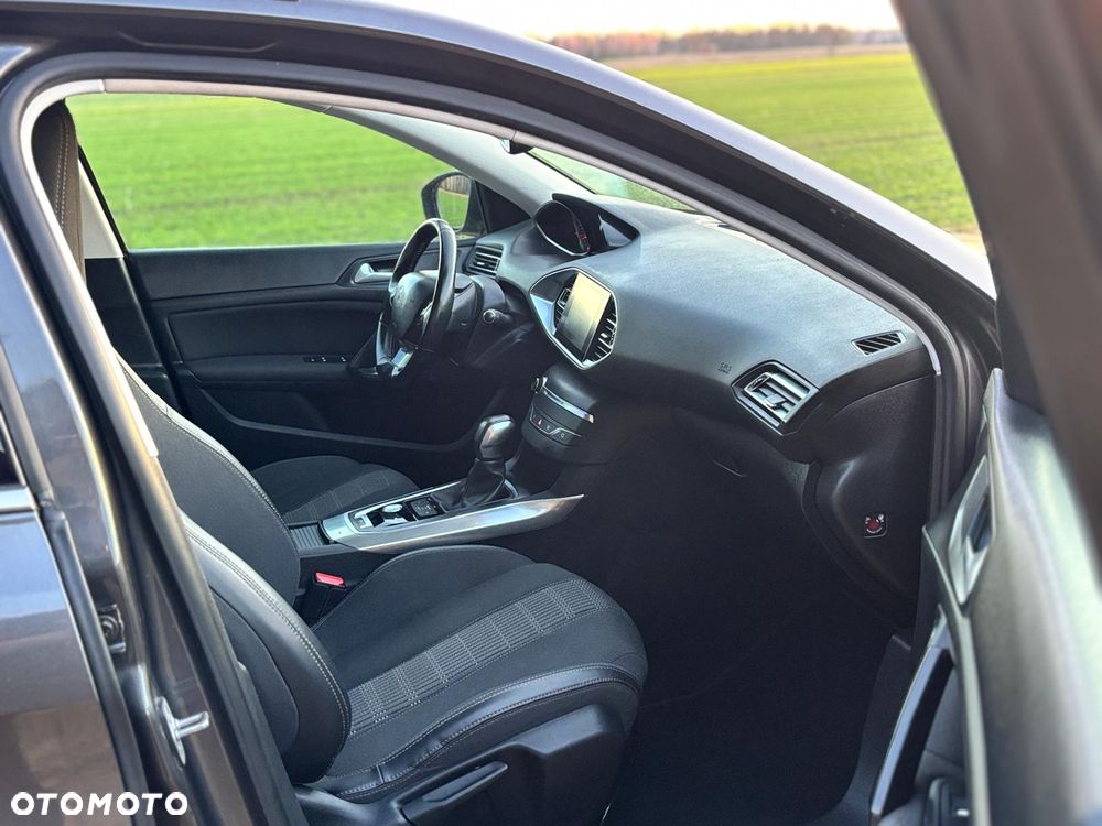 Peugeot 308 - 14