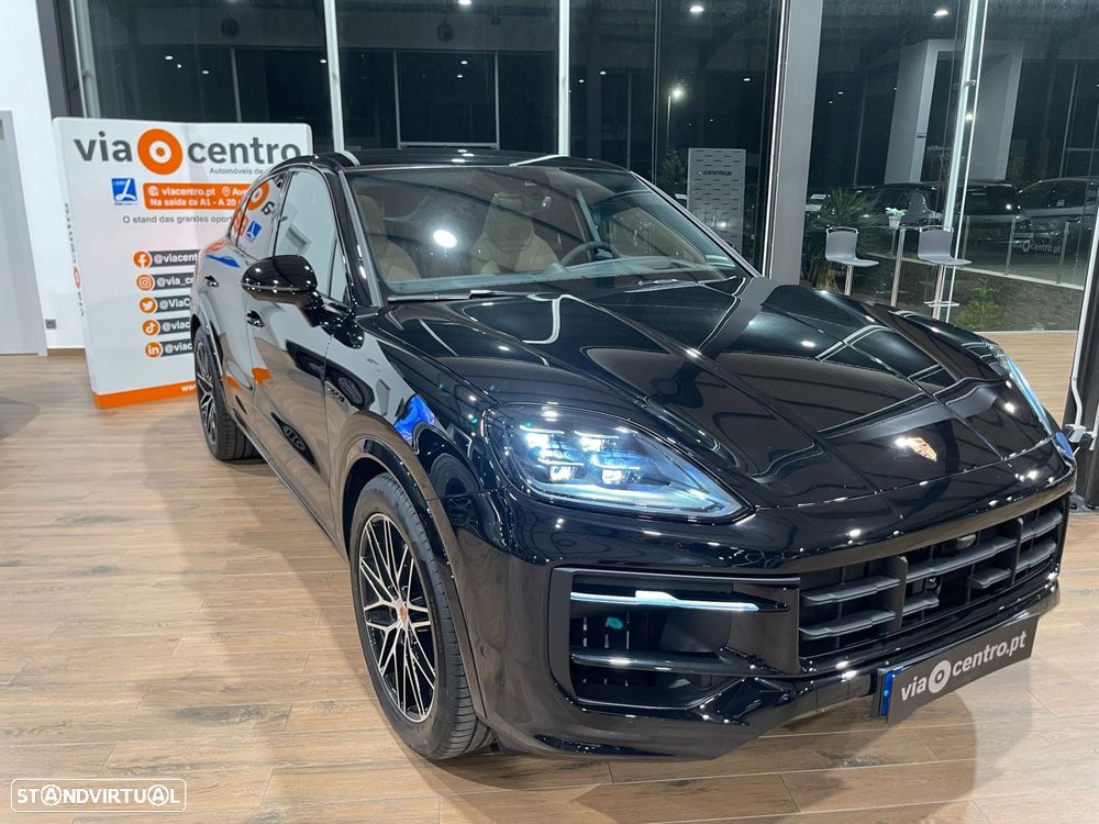 Porsche Cayenne Coupé E-Hybrid Black Edition - 60